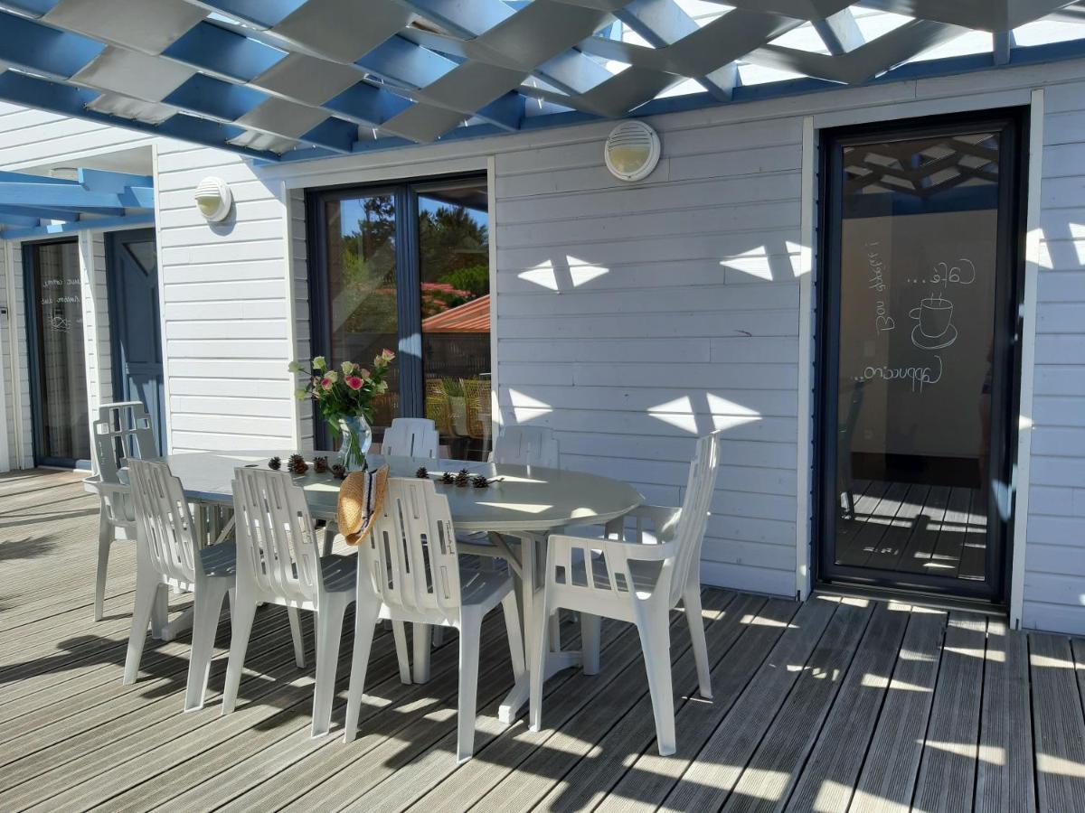 La Moussette Villa Jullouville-les-Pins Exteriör bild
